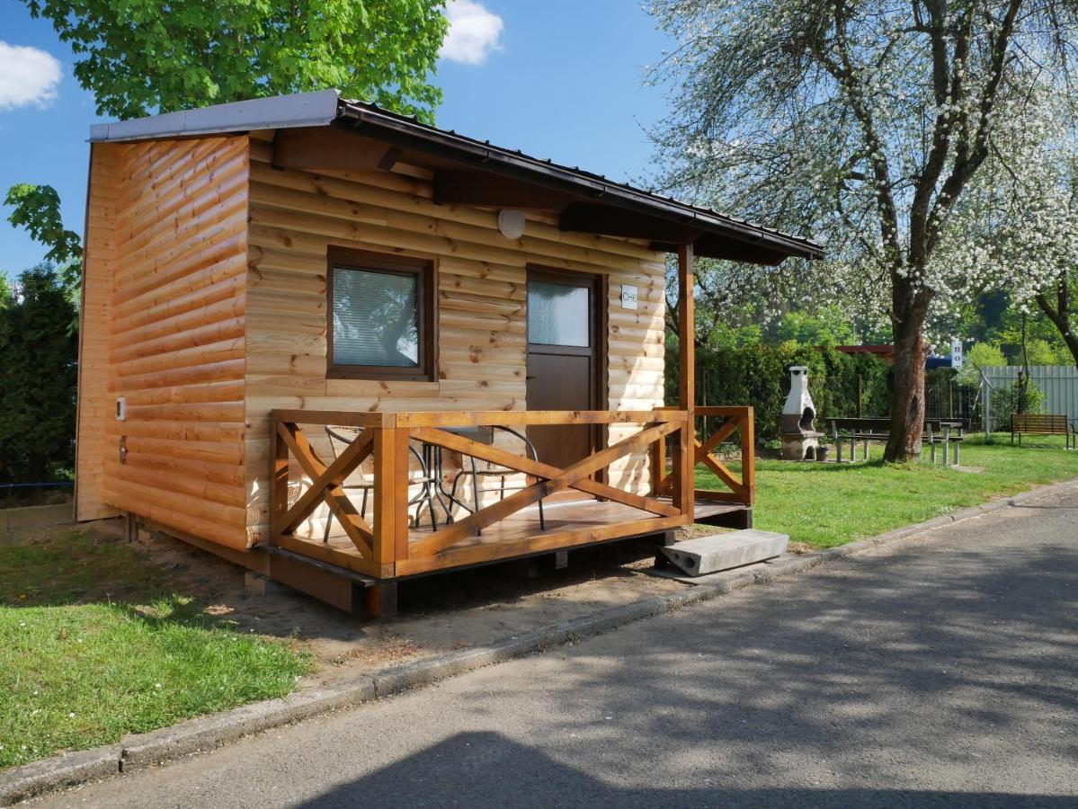 Camping Roznov Rožnov pod Radhoštěm Exteriör bild