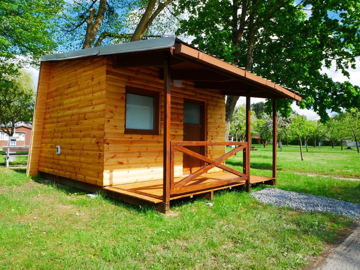 Camping Roznov Rožnov pod Radhoštěm Exteriör bild