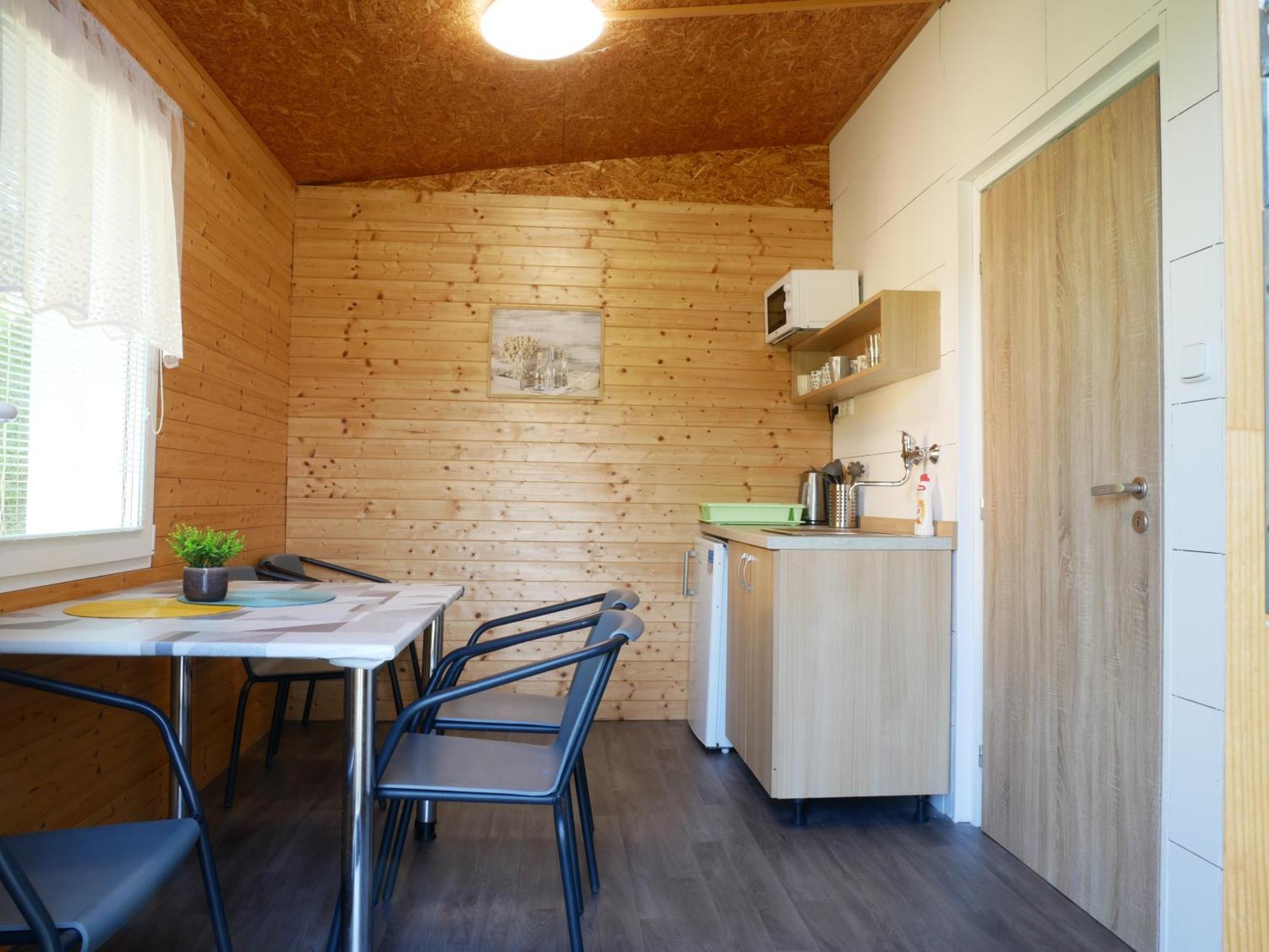 Camping Roznov Rožnov pod Radhoštěm Exteriör bild