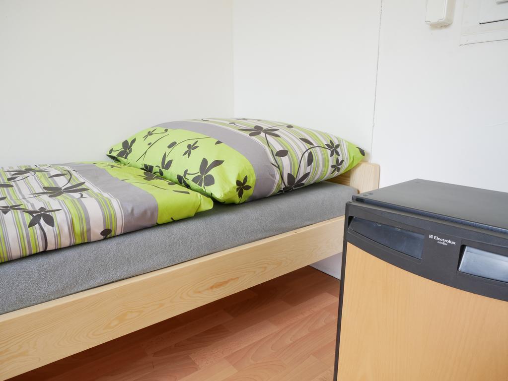 Camping Roznov Rožnov pod Radhoštěm Exteriör bild